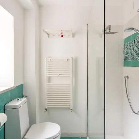 Casa Vacanze A Pochi Passi Da Bellini Apartman *