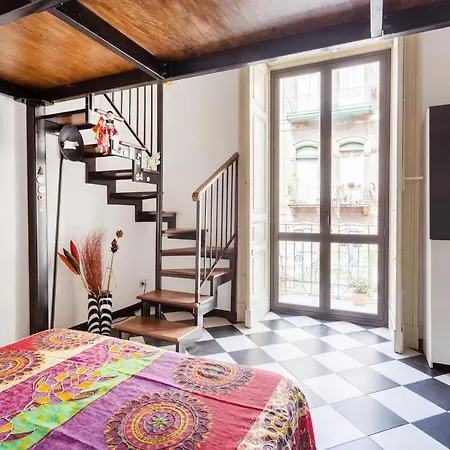 Casa Vacanze A Pochi Passi Da Bellini Apartment *